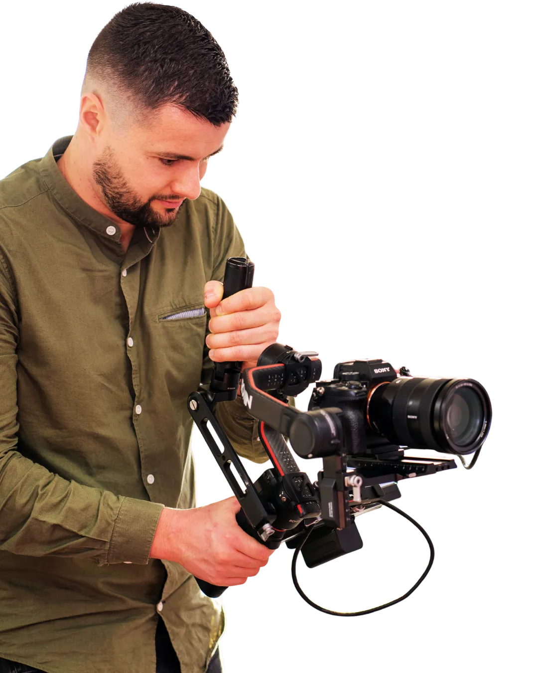 Loïc Fournier filmant avec un boîtier Sony monté sur stabilisateur (gimbal)